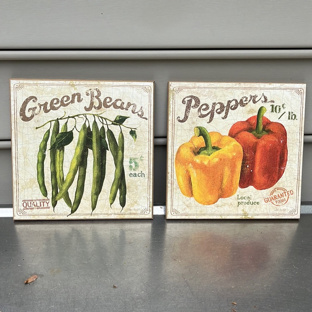 Vegetable Garden Inspired Plaques Pictures Wall Decor Set of 2